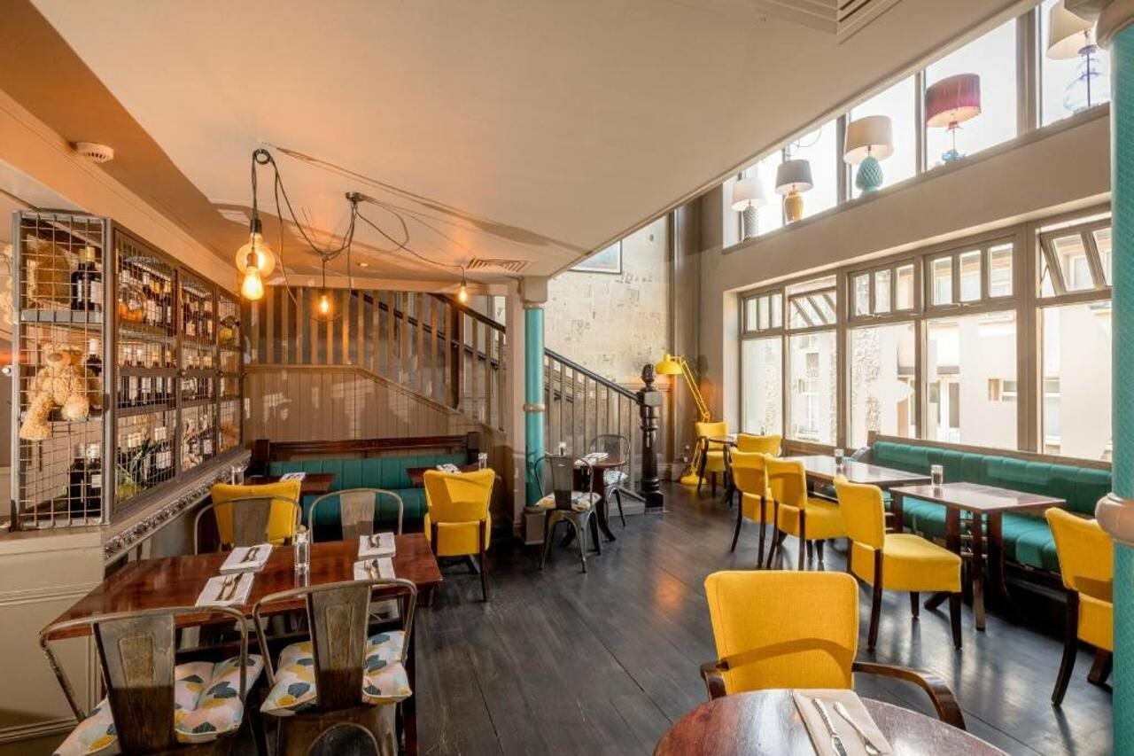 Фото Kilkenny Inn Hotel