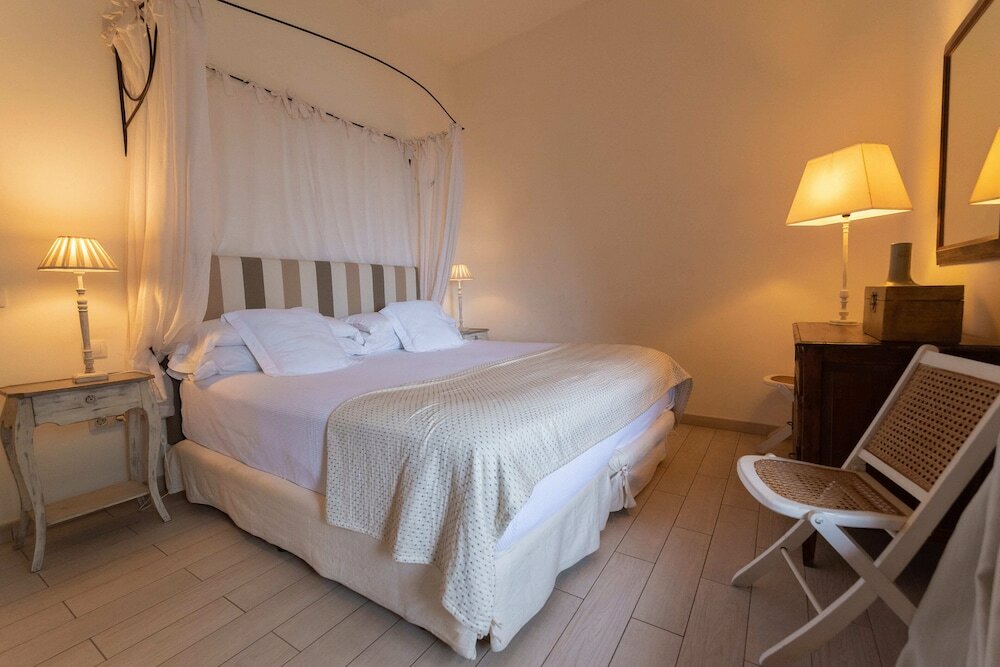 Фото Isla Baja Suites