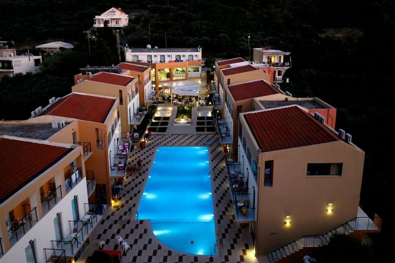 Фото Sunrise Village Hotel