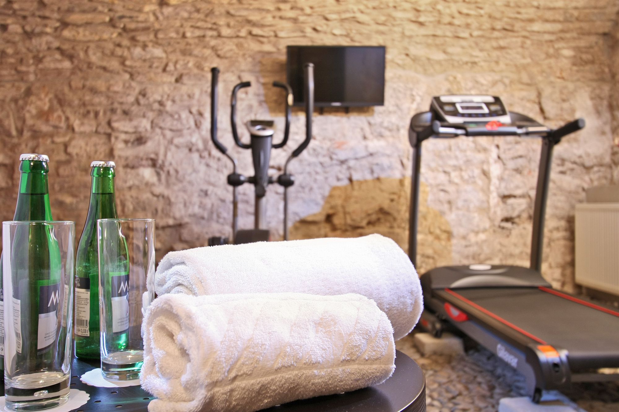 Фото Chateau 9 Apartments by Adrez Living