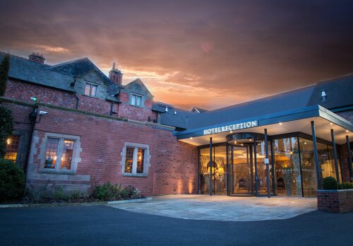 Гостиница Grosvenor Pulford Hotel & SPA в Рексеме