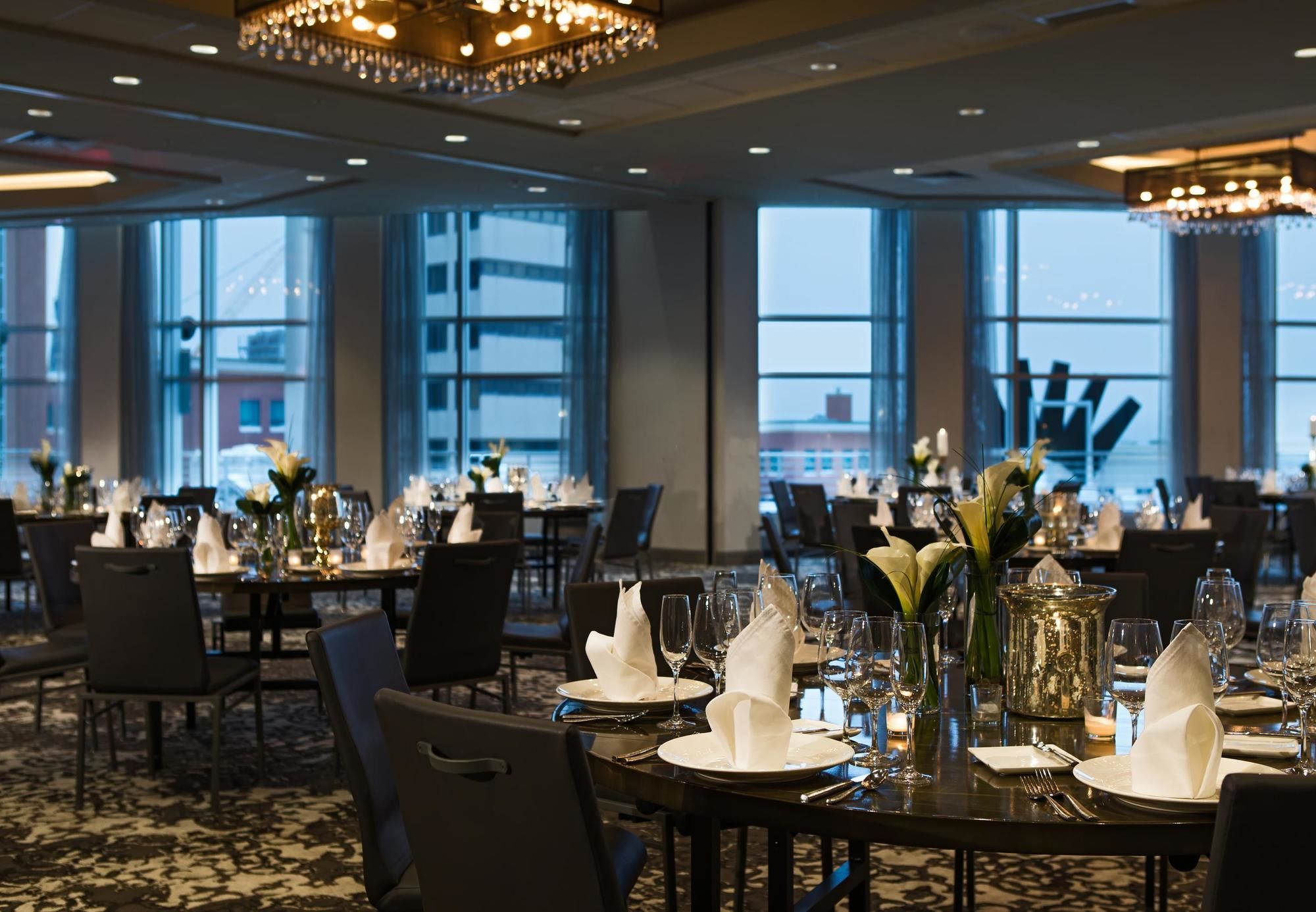 Фото Renaissance Allentown Hotel