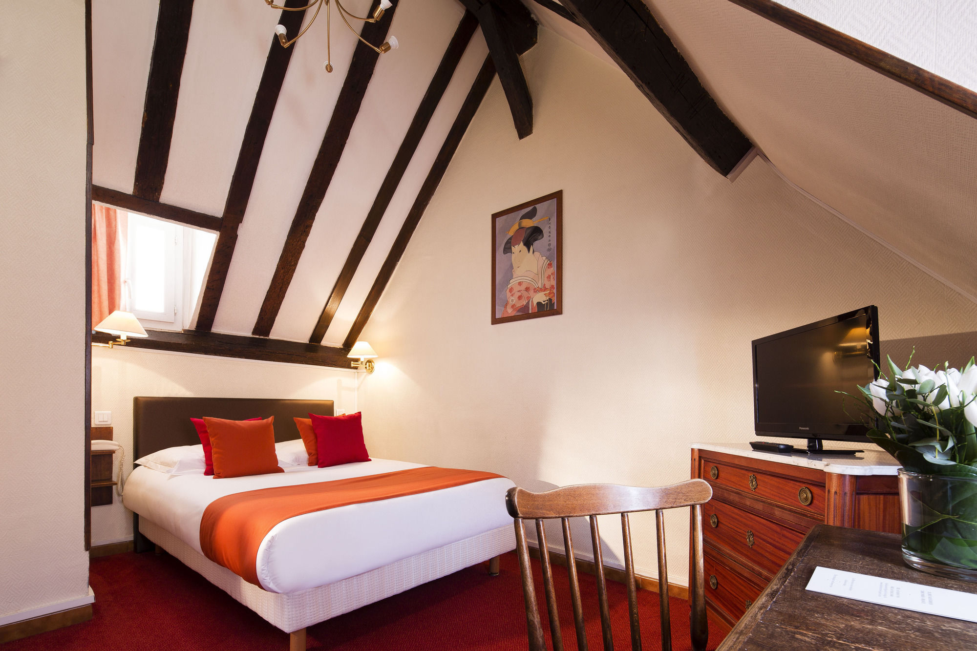 Фото Hotel Saint-Roch Paris