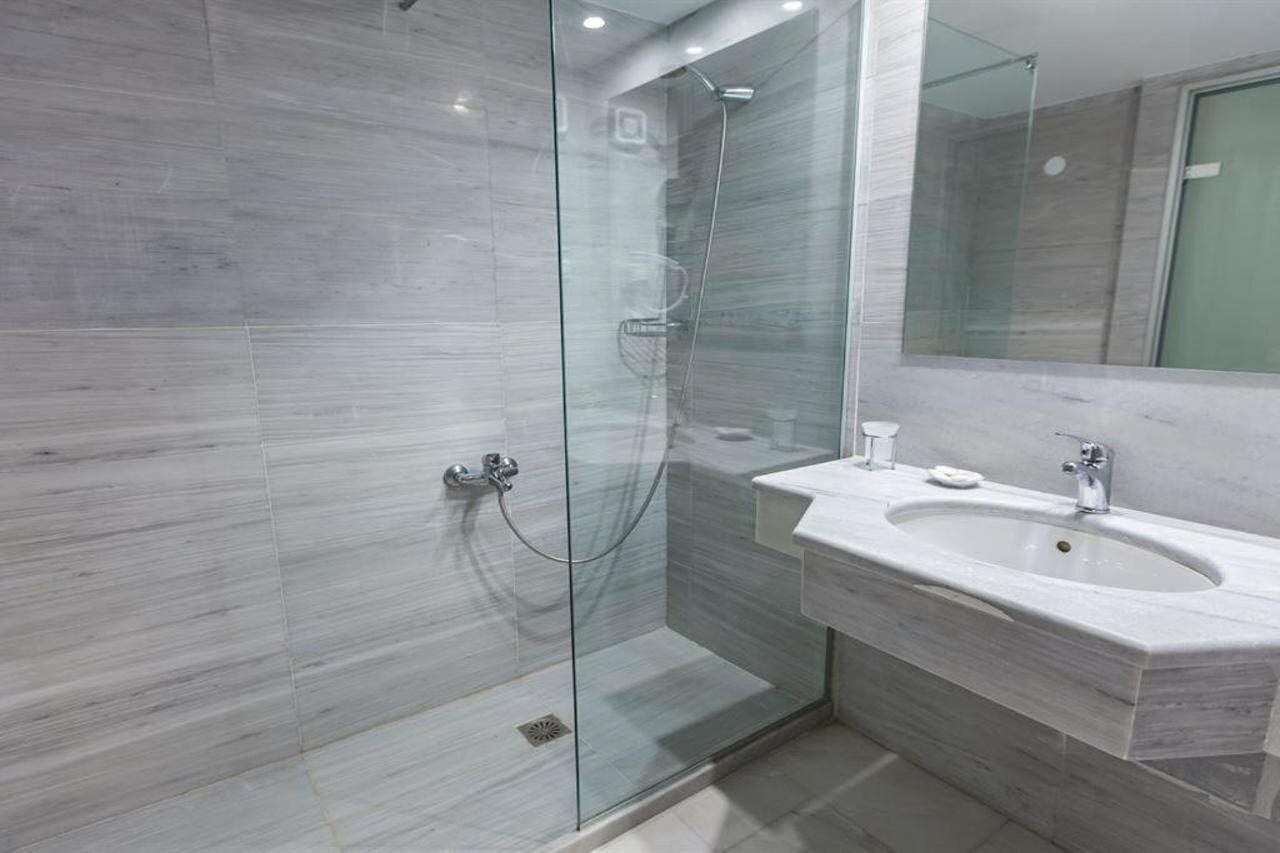 Фото Harmony Rethymno Beach Hotel