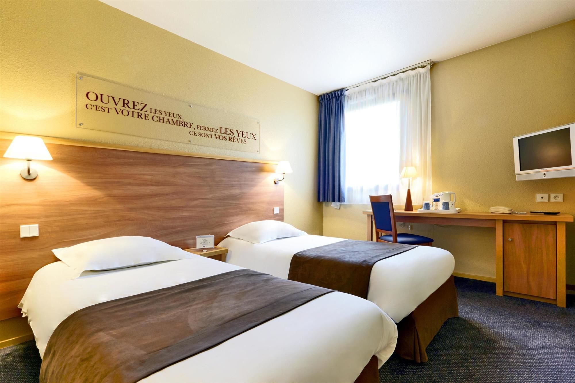 Фото ibis Styles Toulouse Centre Canal du Midi