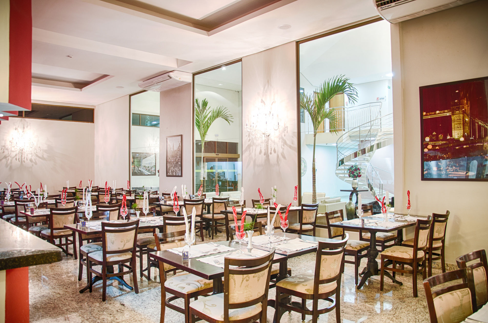 Фото Hotel Girassol Plaza