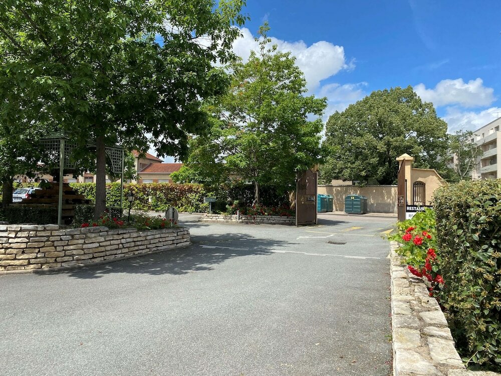 Фото Kyriad Direct Roanne