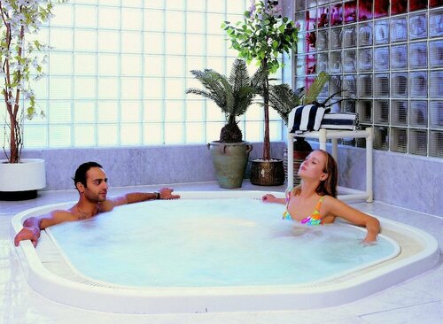 Гостиница King Tut Aqua Park Beach Resort в Хургаде