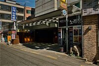 Фото Hotel At Home