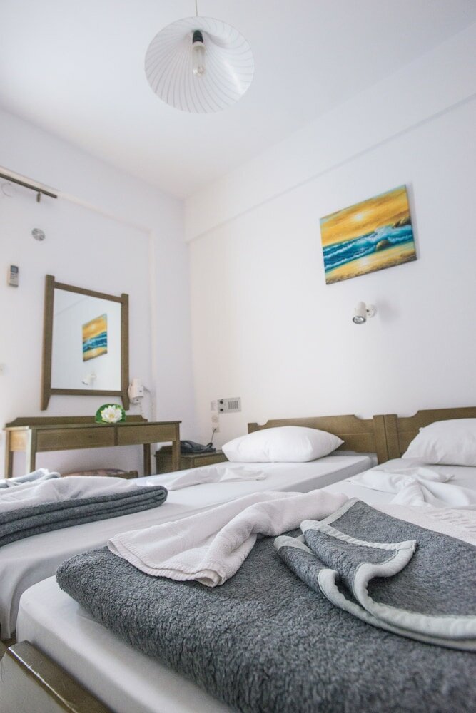 Фото Belvedere Village