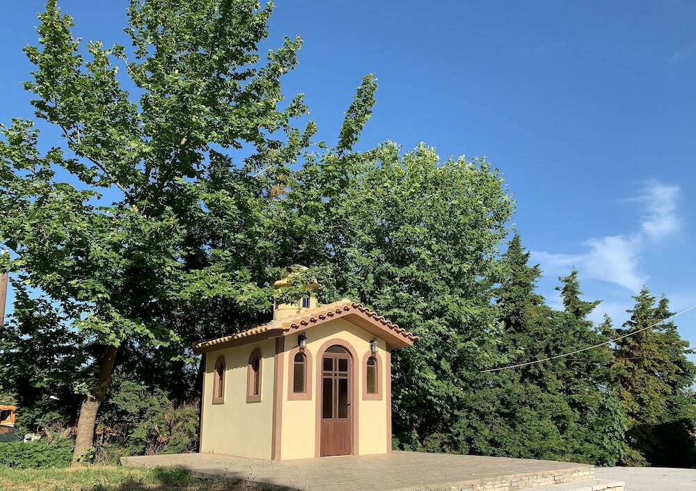 Фото Parnis Palace Hotel Suites