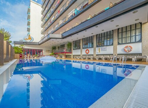 Внешний вид отеля  Checkin Garbí  в Калелье, фото 1