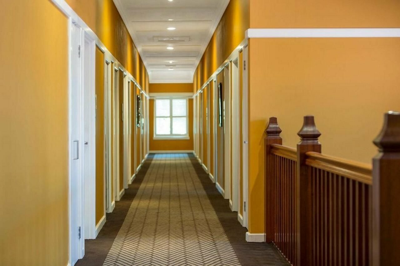 Фото Hotel Kurrajong Canberra