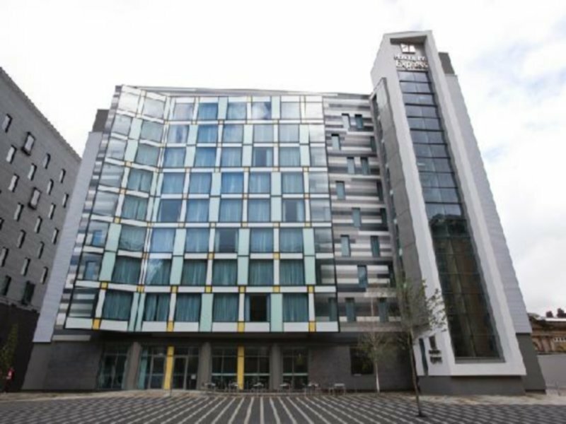 Фото Holiday Inn Express Manchester City Centre - Arena