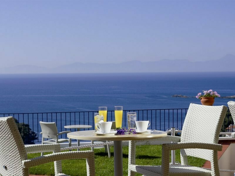 Гостиница Atrium Alonissos