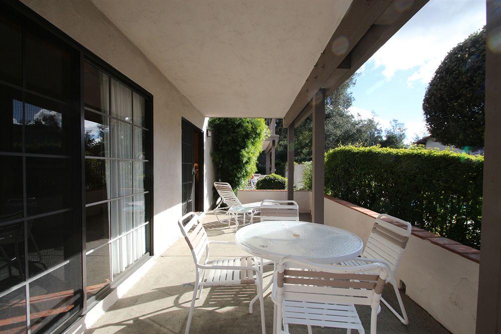 Фото Riviera Oaks Resort