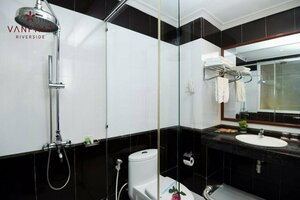 Гостиница Van Phat Riverside Hotel