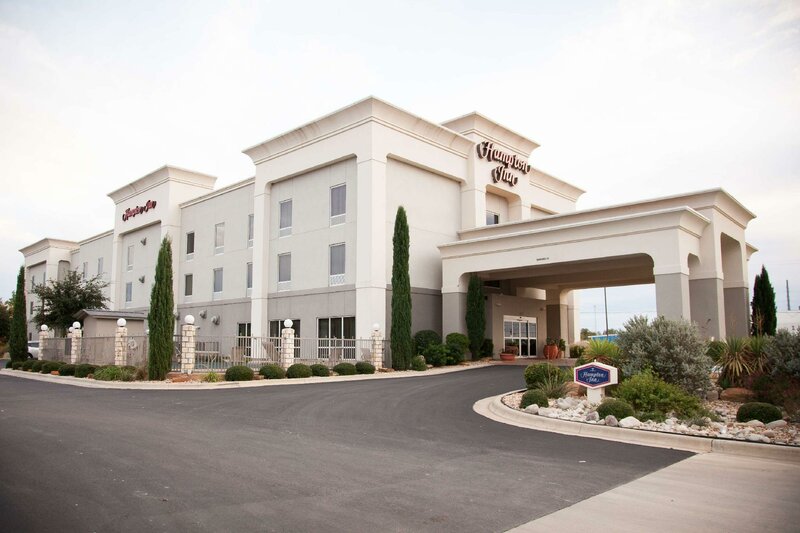 Гостиница Hampton Inn Brownwood