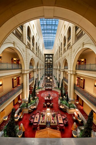 Гостиница The Michelangelo Hotel