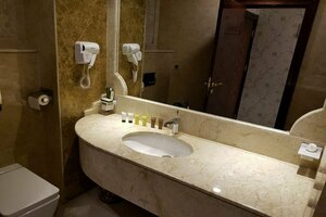 Гостиница Qasr Al Dur Hotel