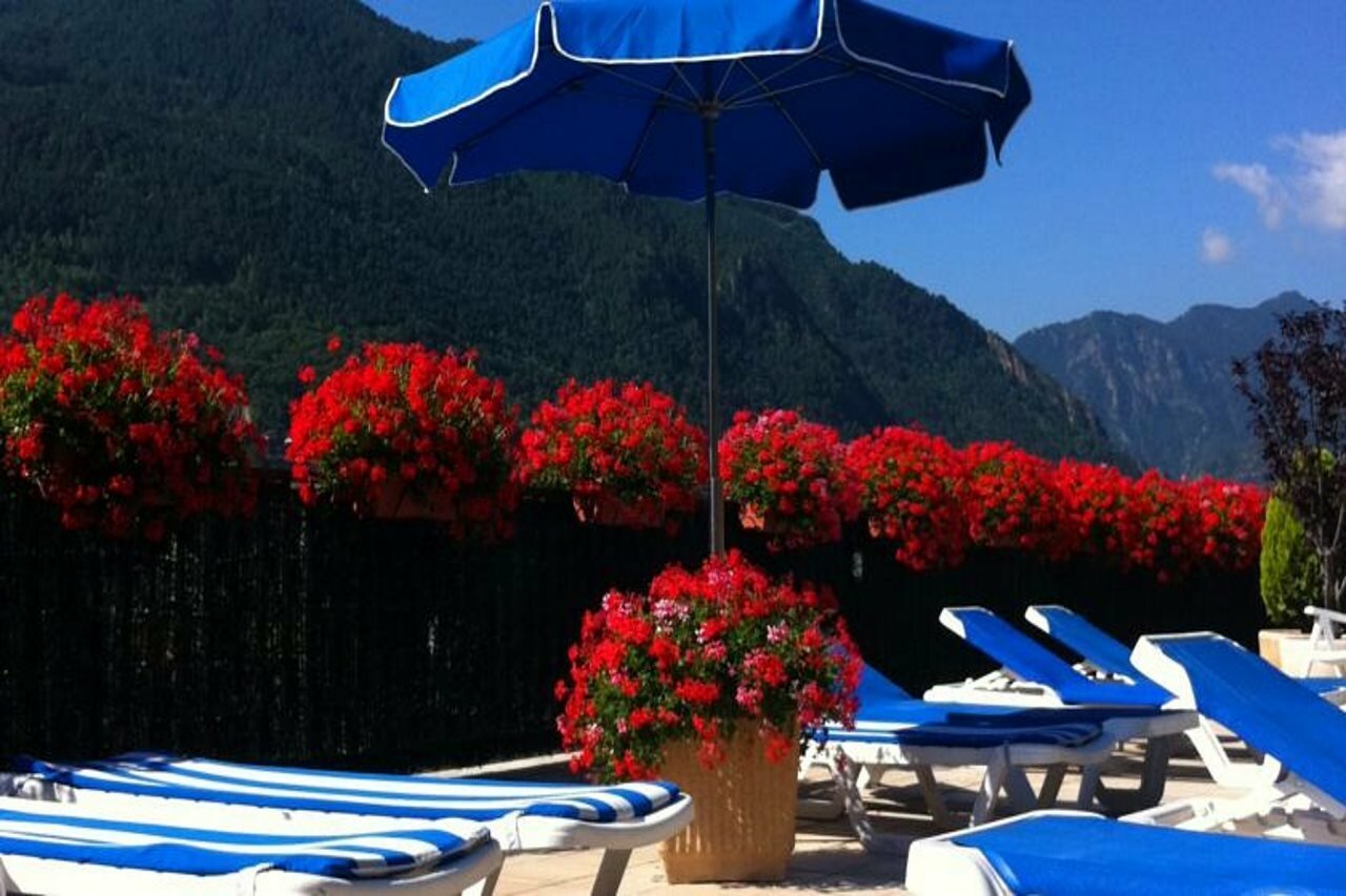 Фото Hotel Pyrénées