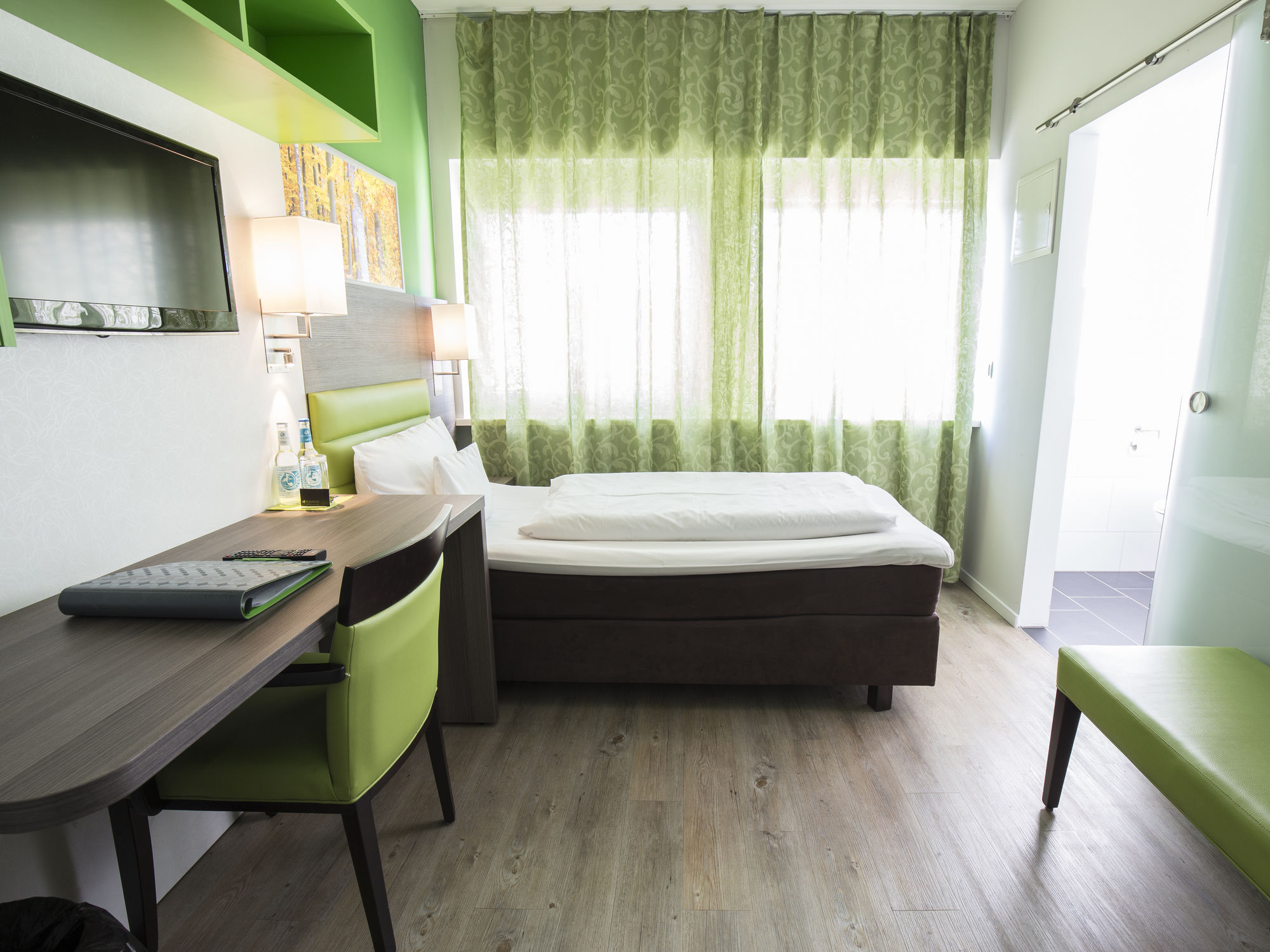 Фото Bonnox Boardinghouse & Hotel