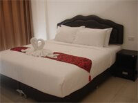 Фото Th Beach Hotel