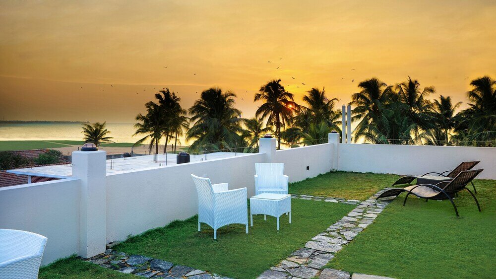 Фото Blue Water Boutique Hotel