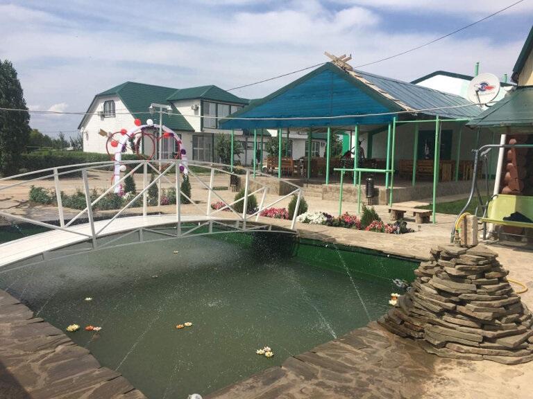 Фото Гостиничный дворик МК