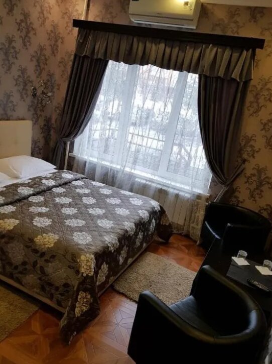 Фото Гостиница на Новомарьинской