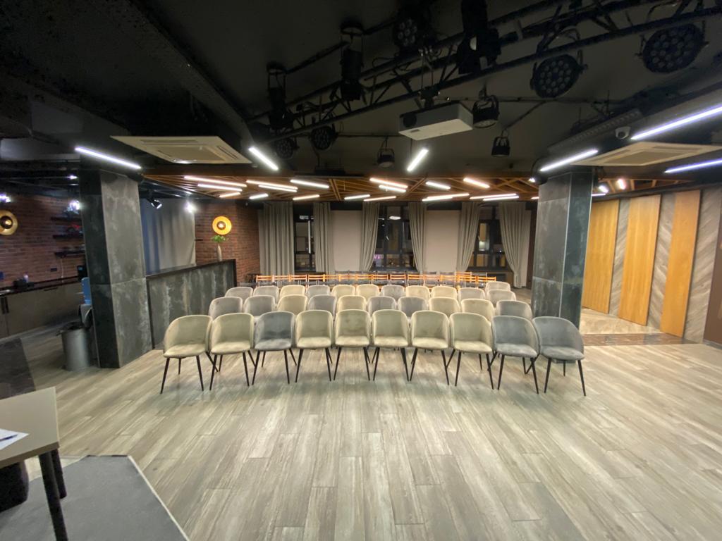 Фото Green Doors