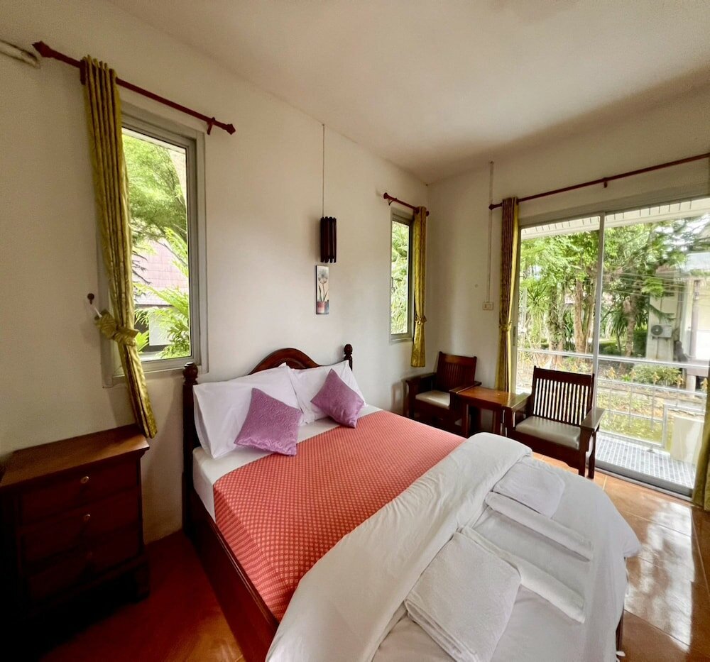 Фото Oyo 75517 Mananchaya Resort