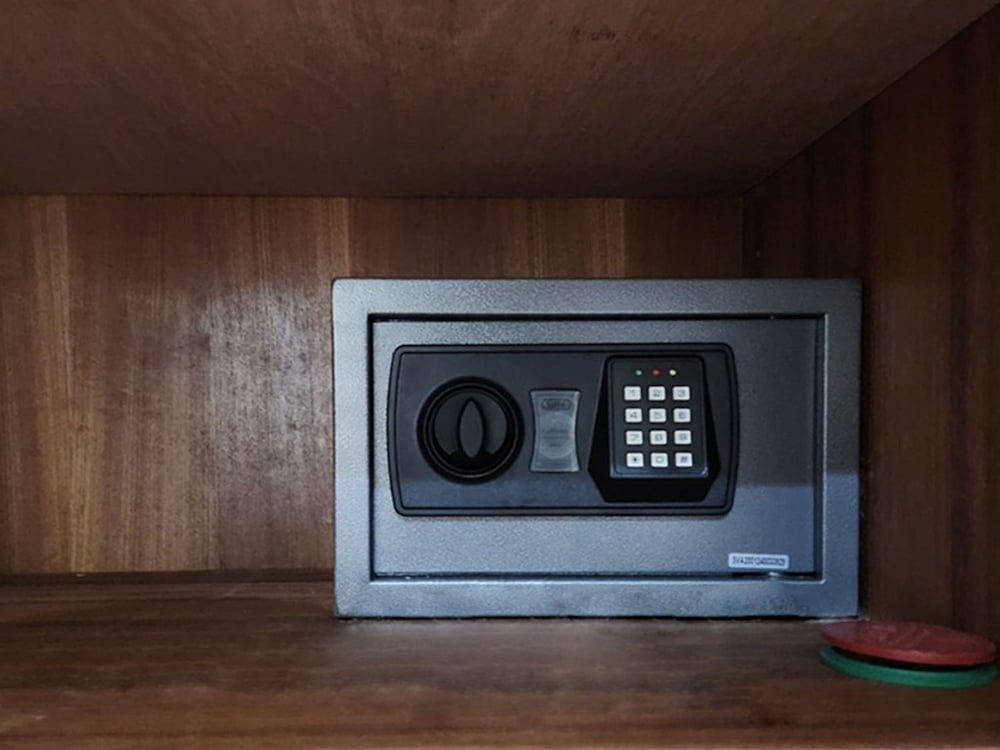 Фото Majestic Seaside Pool Villa