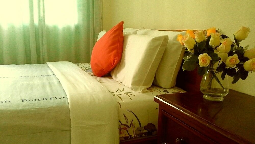 Фото Kpw at Royal Lily Apartment