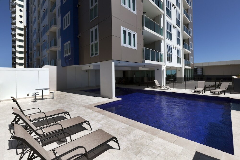 Фото H on Mitchell Apartment Hotel