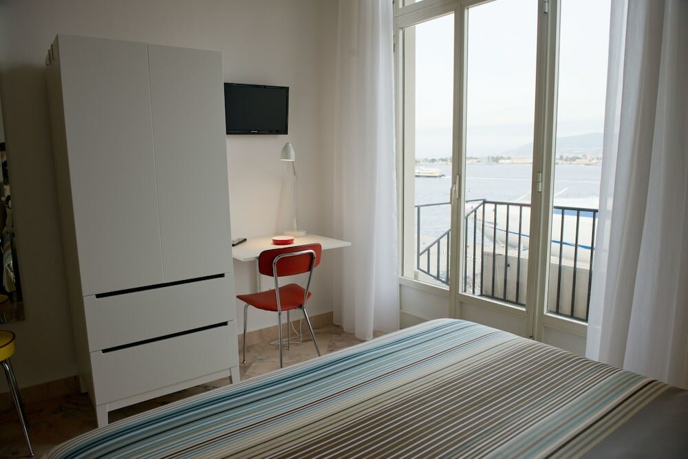 Фото Garibaldi R&b