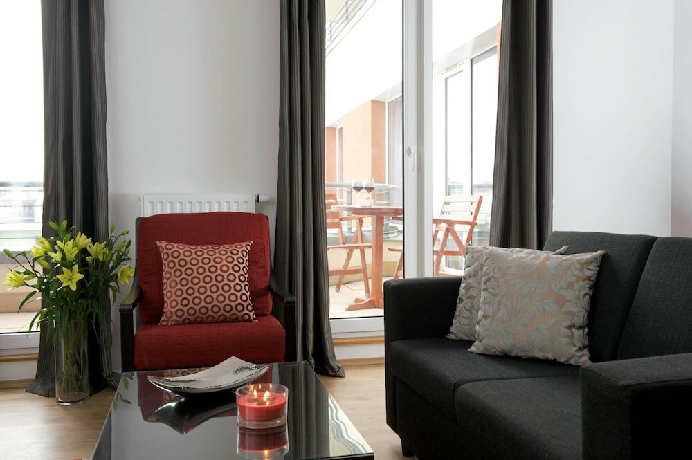 Фото Escala Hotel & Suites