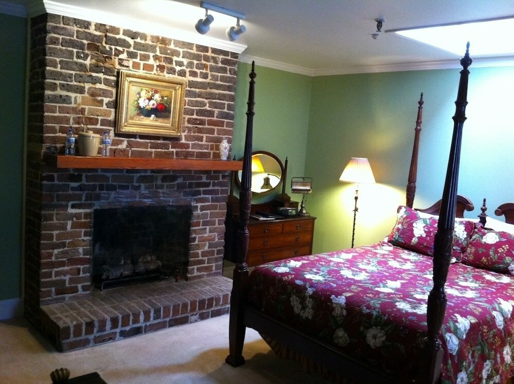 Фото 17Hundred90 Inn and Restaurant