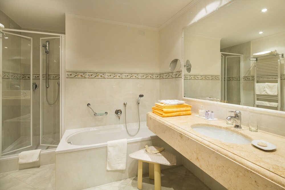 Фото Hotel Sassongher