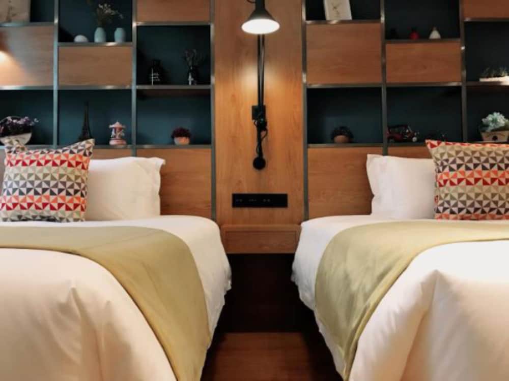 Фото Campanile Shanghai Jing An Hotel