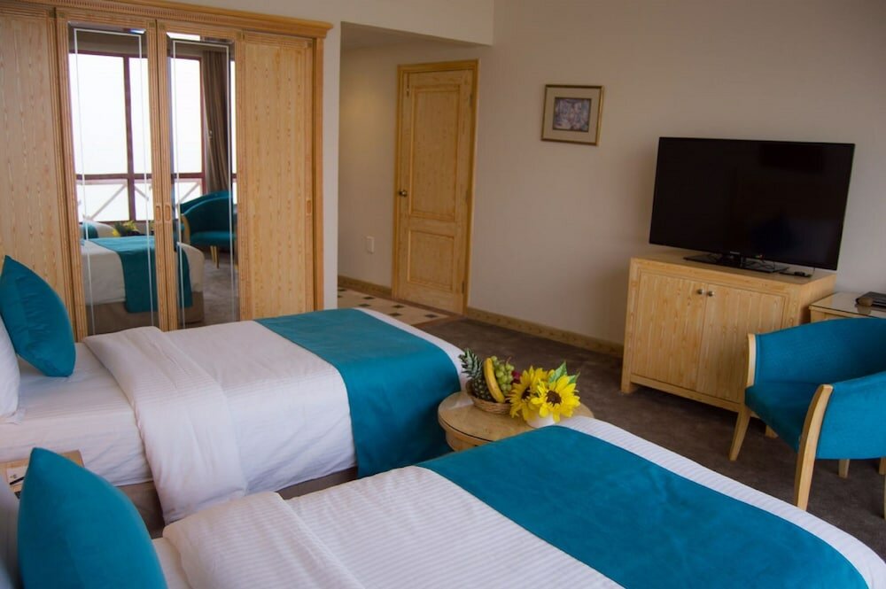 Фото Happy Days Hotel