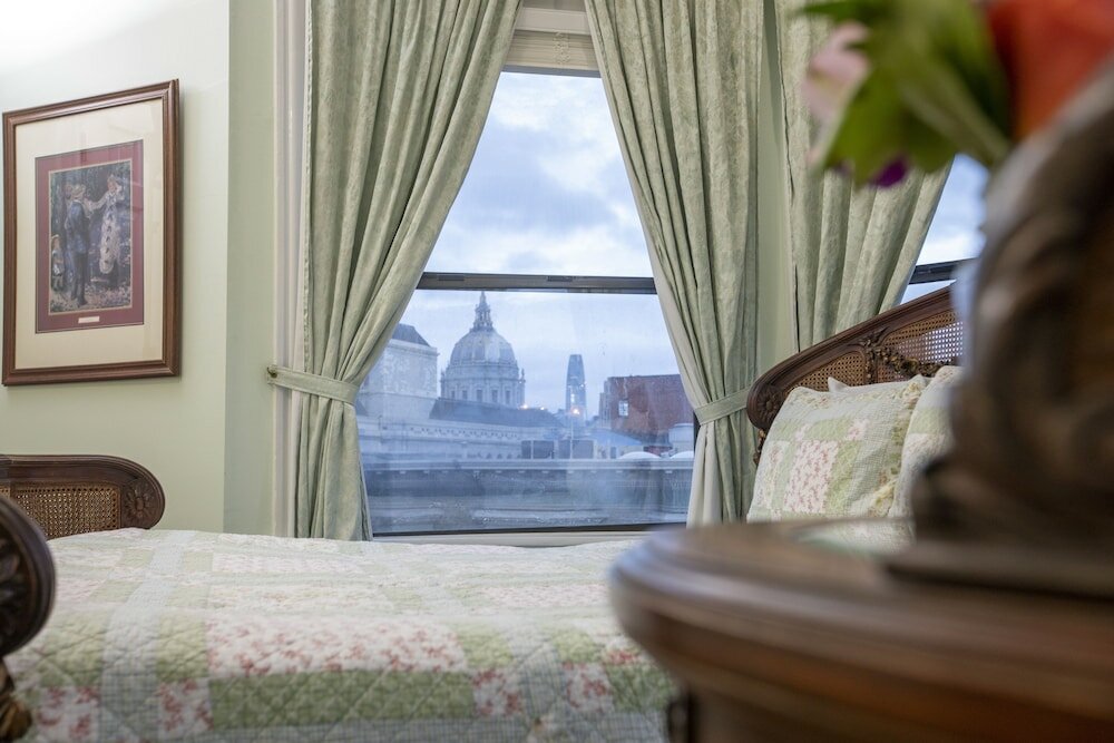 Фото Hayes Valley Inn