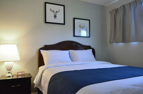 Гостиница Knights Inn Merritt