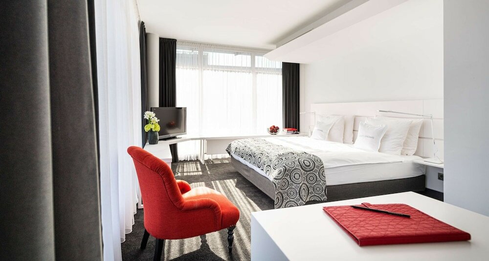 Фото The Madison Hotel Hamburg