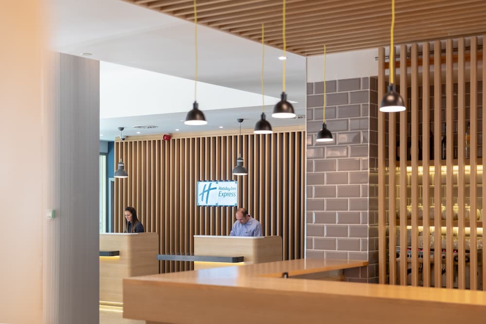 Фото Holiday Inn Express Lisbon Plaza Saldanha