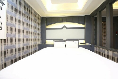 Гостиница Yangsan Bukbudong Insta Hotel в Янсане