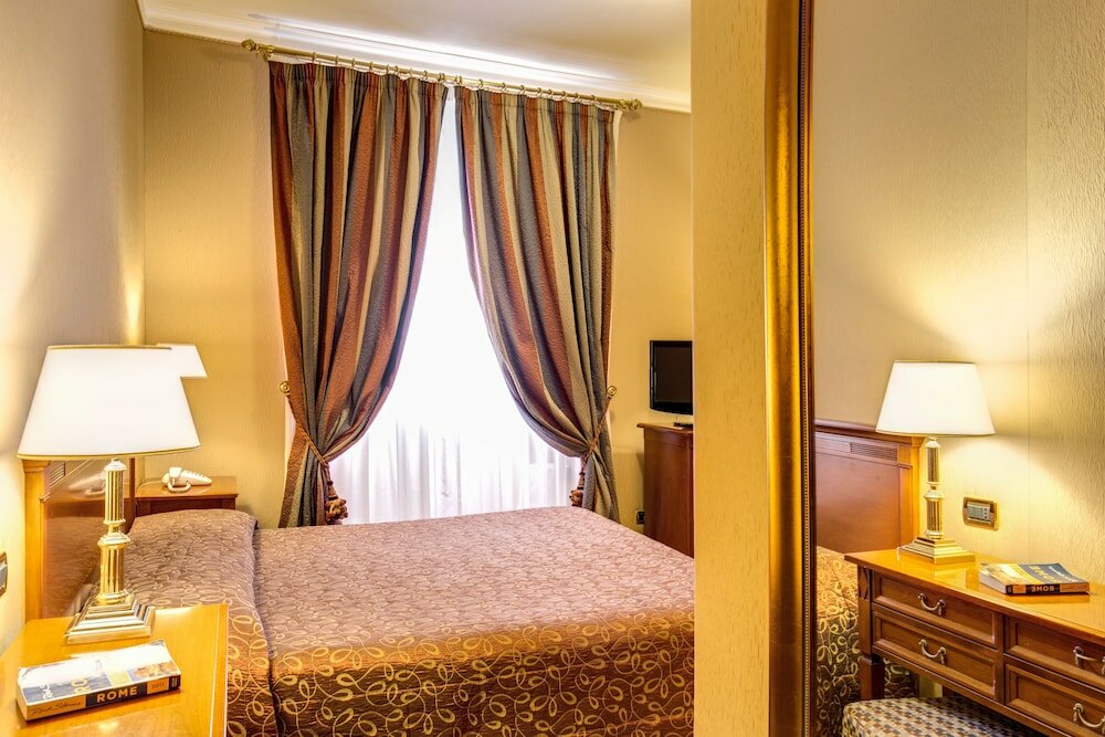 Фото Hotel Oceania