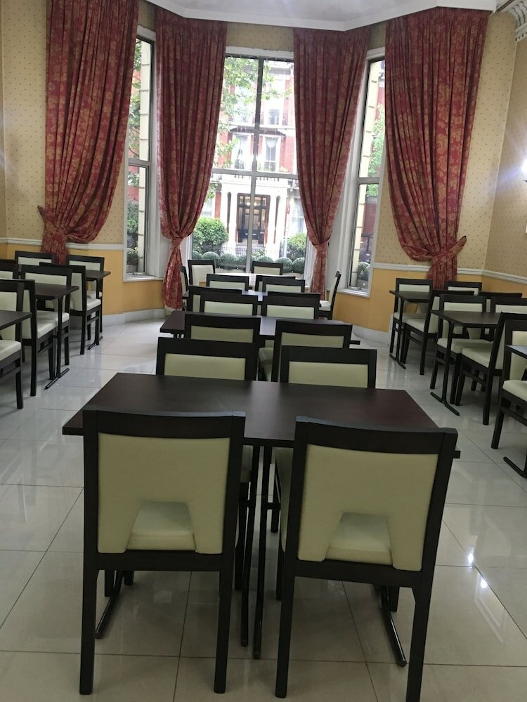 Фото Hotel Oliver