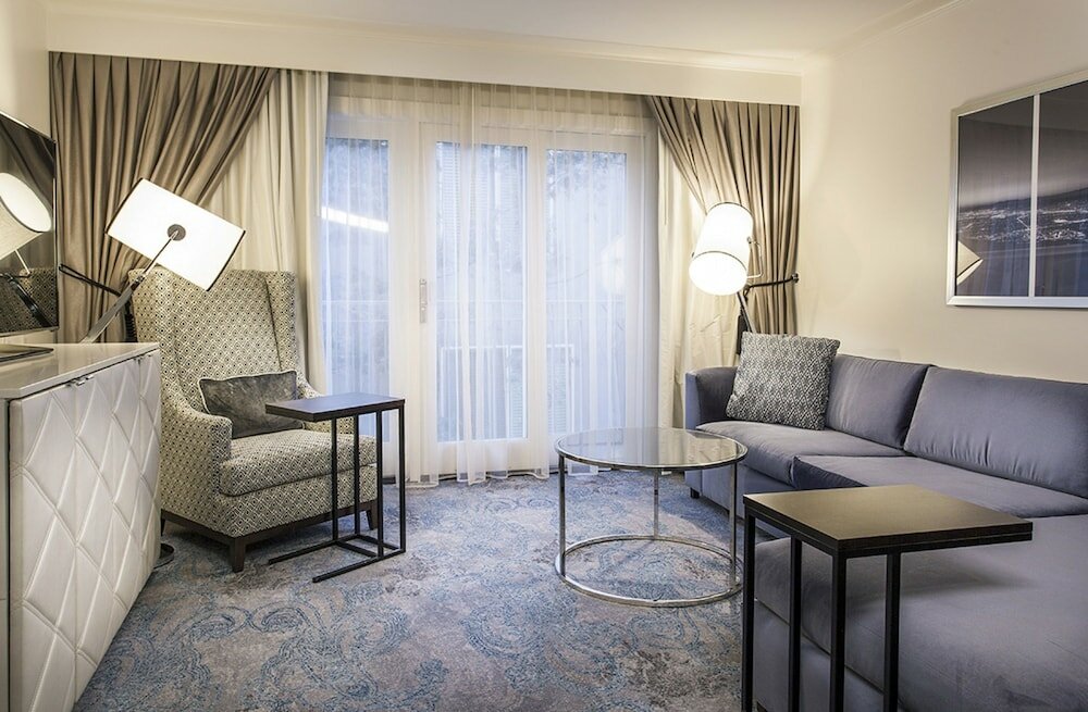 Фото Hotel Amarano Burbank - Hollywood