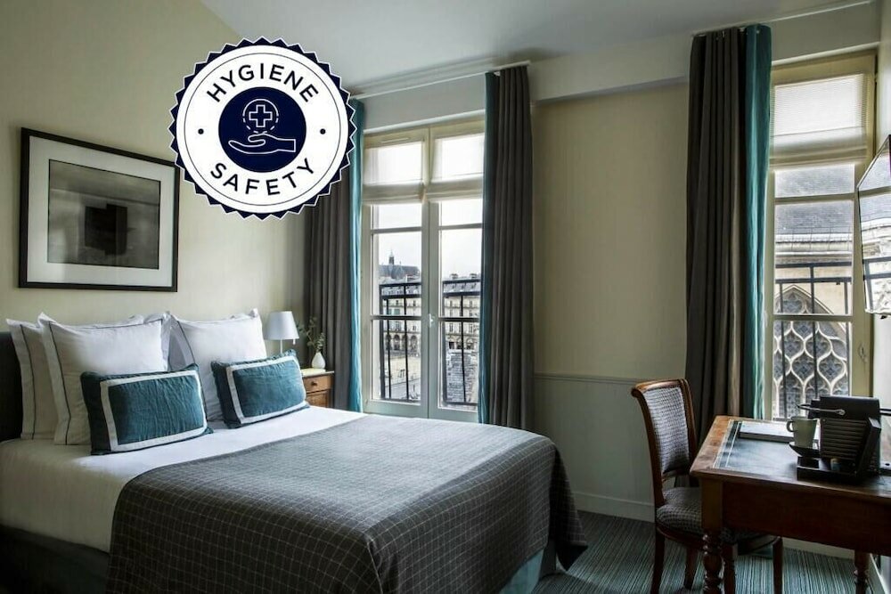 Фото Hôtel de la Place du Louvre